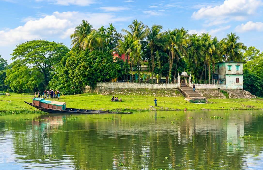 নদীতীরের গ্রাম, শান্তিগঞ্জ, সুনামগঞ্জ